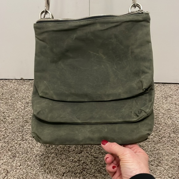 Brand new Army green canvas shoulder bag, 3 bags in 1. - Picture 4 of 7